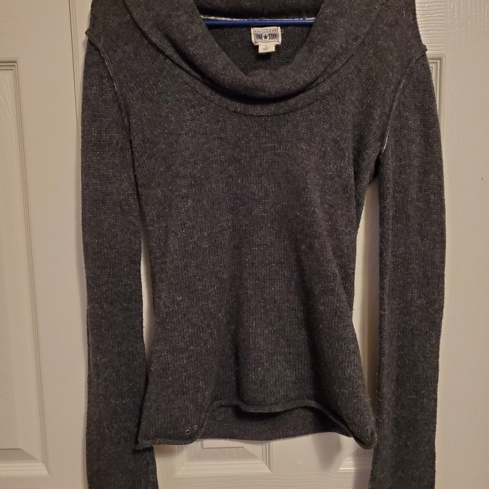 Converse Sweater